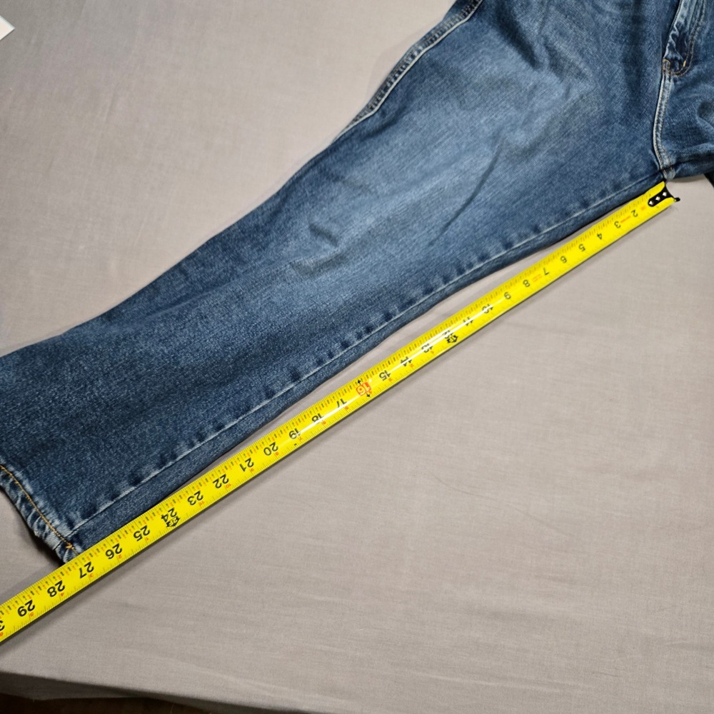 Antonio Melani High Rise Straight Leg Jeans Medium Wash Blue Size 32 / 14 - Picture 7 of 8